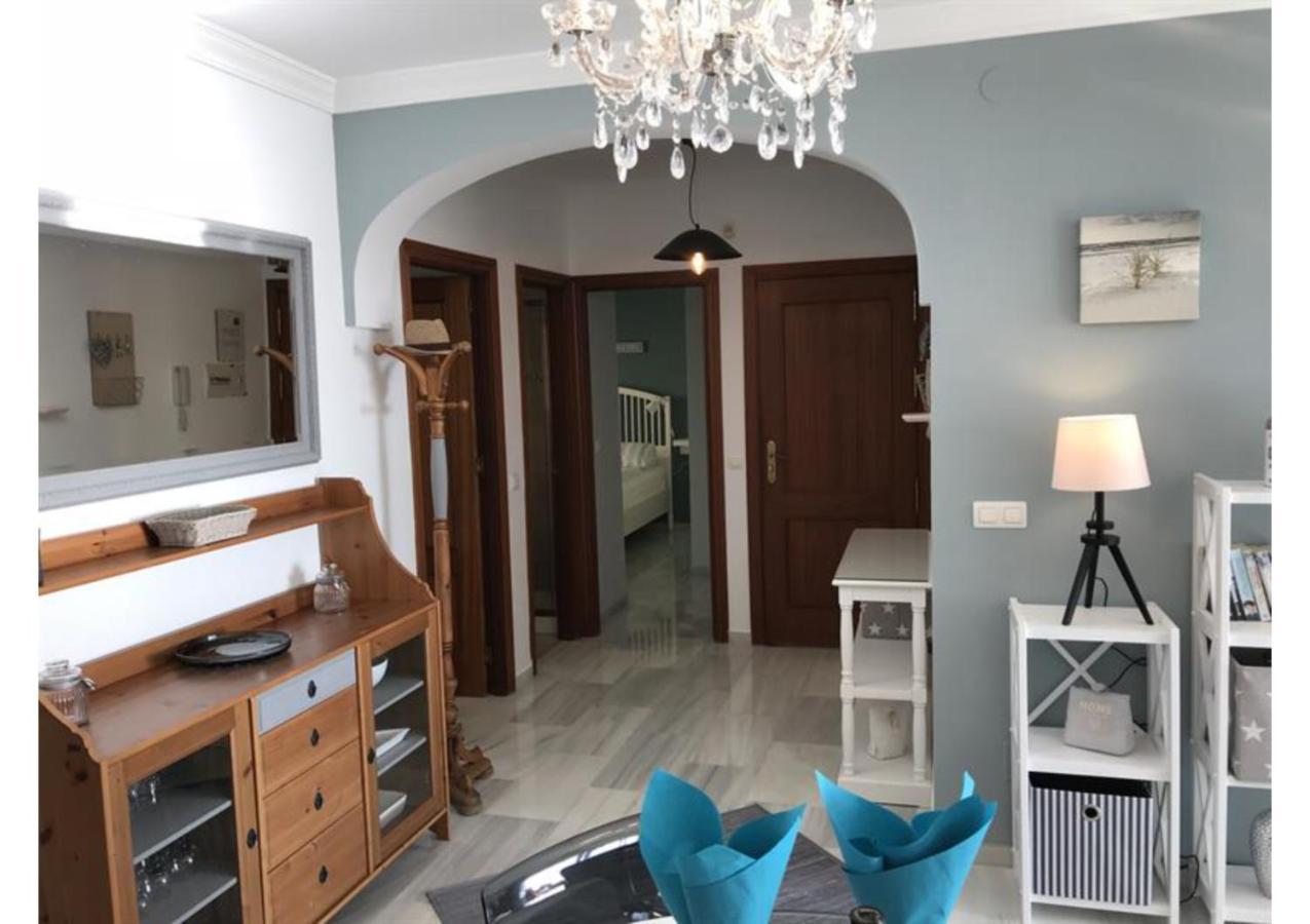 Sunny Apartment On Burriana Beach Nerja Eksteriør billede