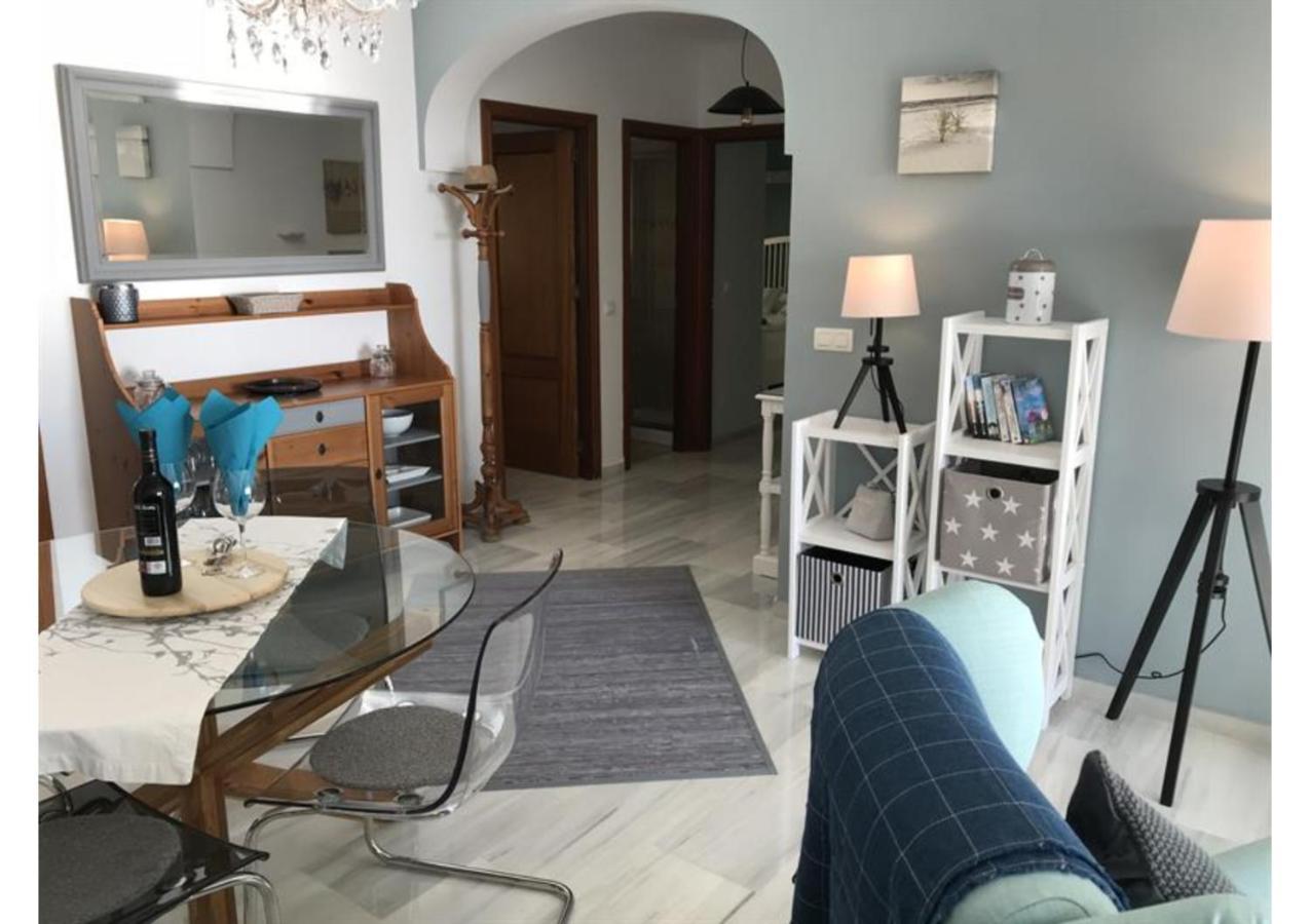 Sunny Apartment On Burriana Beach Nerja Eksteriør billede